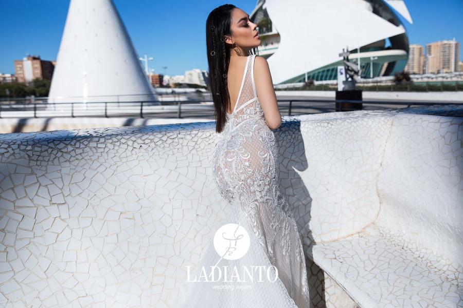 Свадебное платье #7303